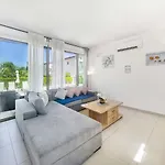 Kymma #16 Villa