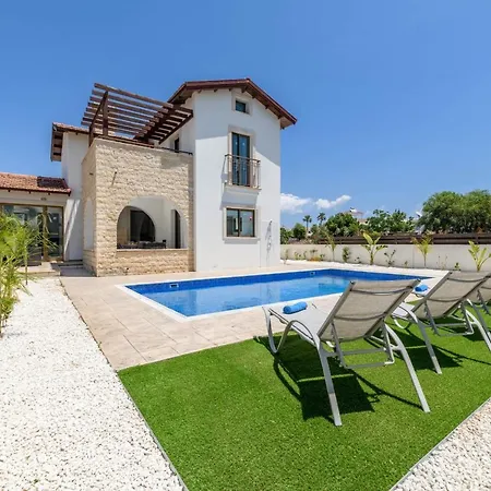 Villa Kymma #16 *